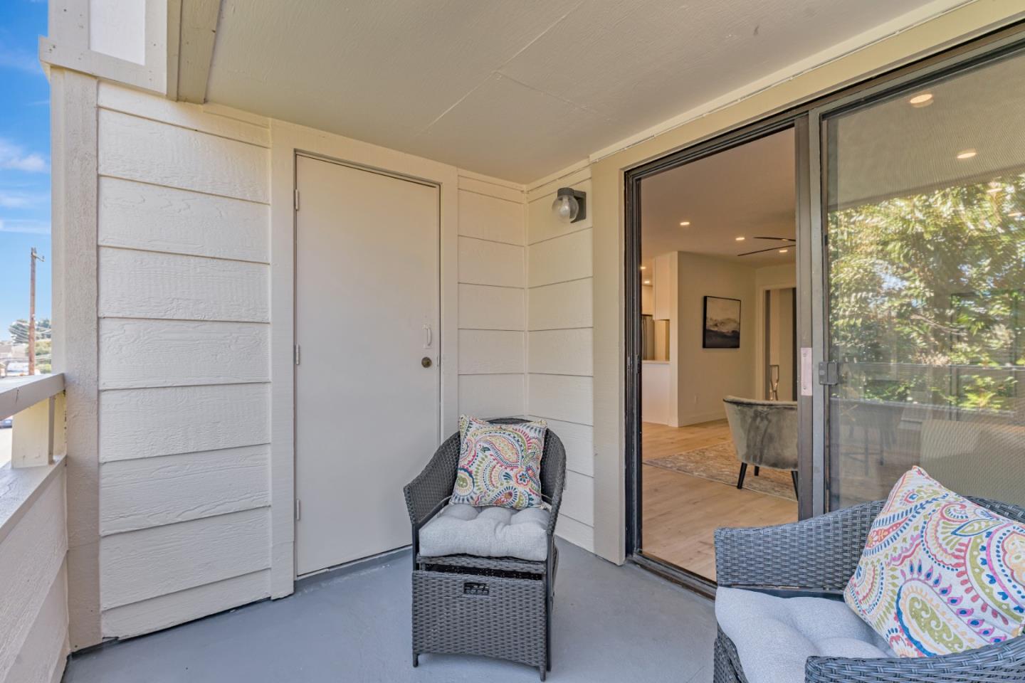 Detail Gallery Image 37 of 45 For 2077 Washington Ave #302,  San Leandro,  CA 94577 - 2 Beds | 2 Baths