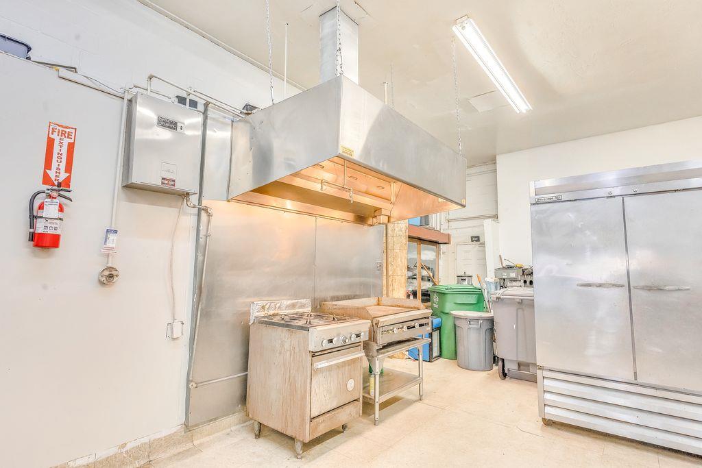 Detail Gallery Image 6 of 12 For 1520 Center Ave, Dos Palos,  CA 93620 - – Beds | – Baths