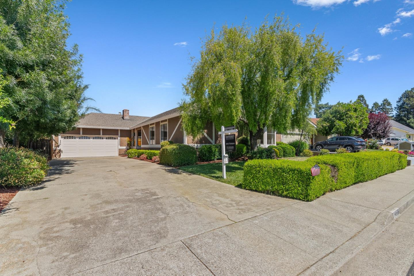 Detail Gallery Image 3 of 47 For 14530 De Anza Ct, Morgan Hill,  CA 95037 - 3 Beds | 2 Baths