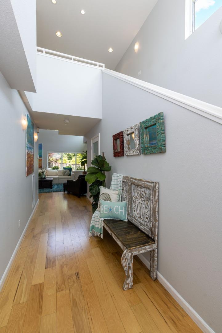Detail Gallery Image 14 of 31 For 120 Fife Ln, Aptos,  CA 95003 - 3 Beds | 2/1 Baths