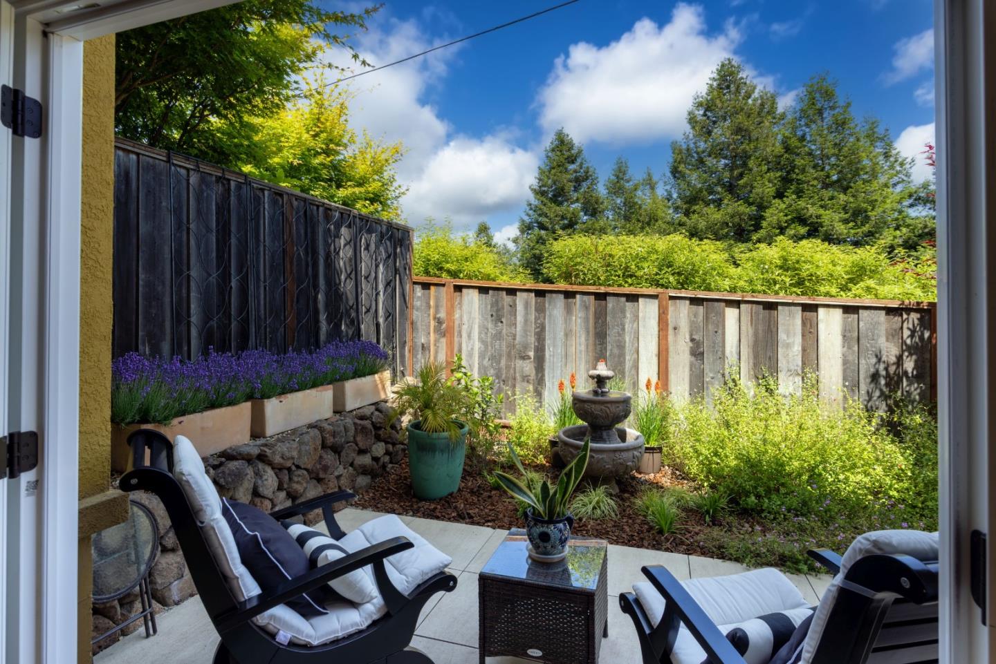 Detail Gallery Image 27 of 31 For 120 Fife Ln, Aptos,  CA 95003 - 3 Beds | 2/1 Baths
