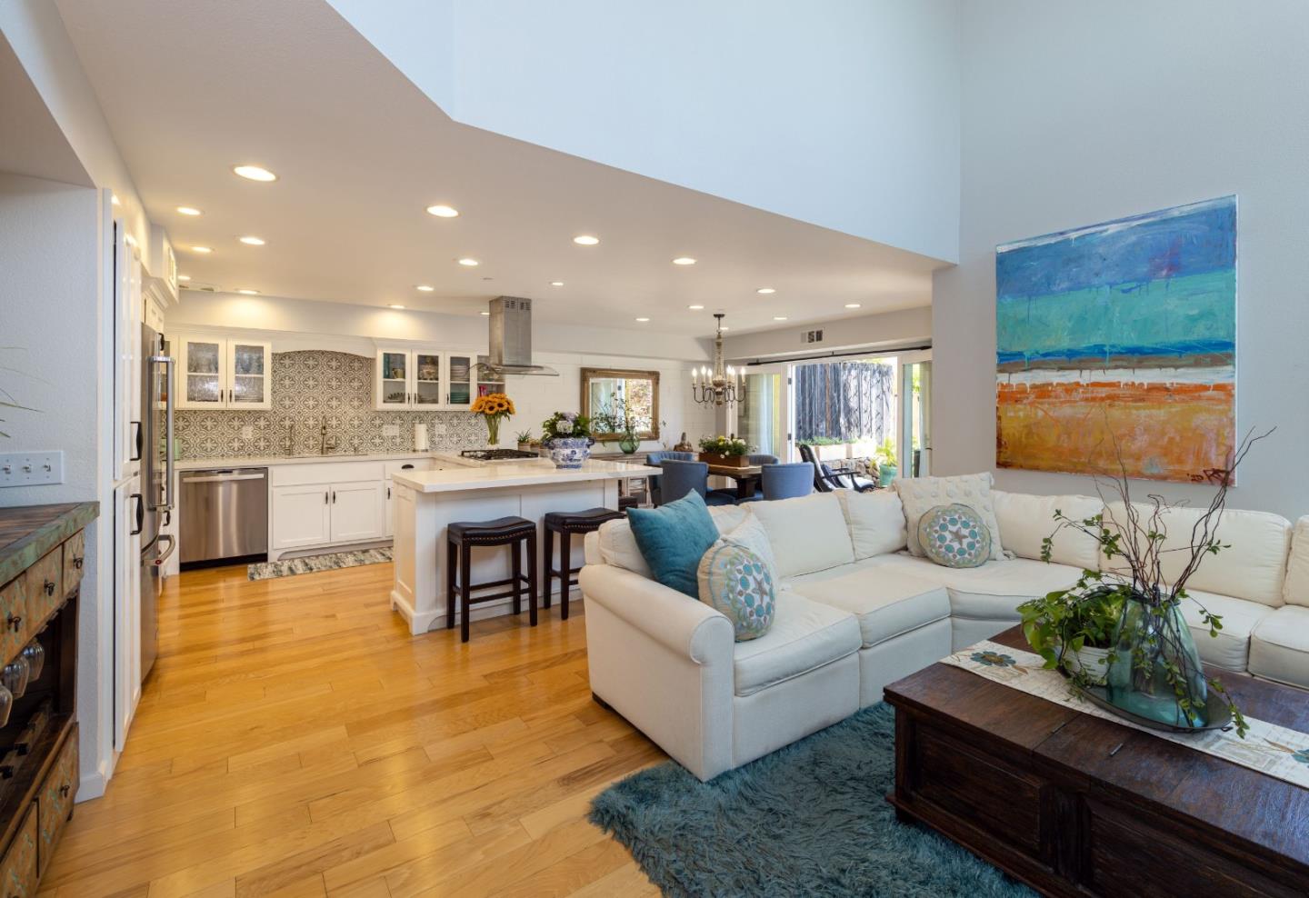 Detail Gallery Image 3 of 31 For 120 Fife Ln, Aptos,  CA 95003 - 3 Beds | 2/1 Baths