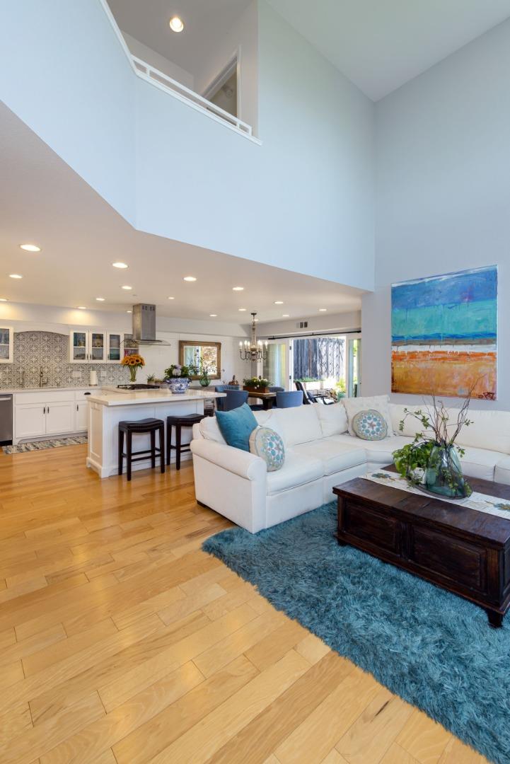Detail Gallery Image 4 of 31 For 120 Fife Ln, Aptos,  CA 95003 - 3 Beds | 2/1 Baths