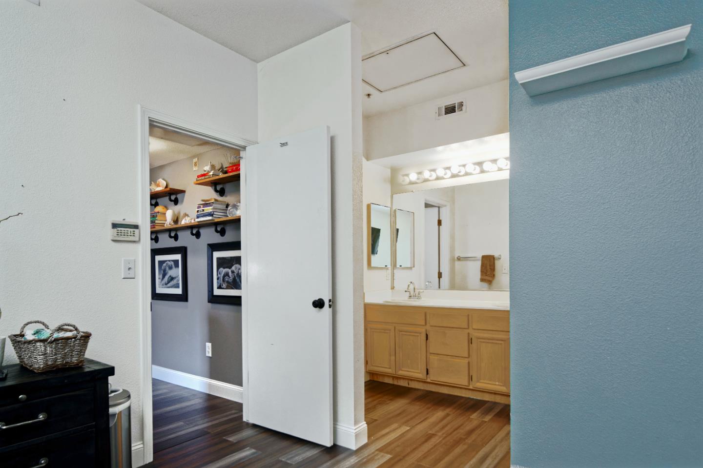 Detail Gallery Image 18 of 25 For 1021 Chagall Way, San Jose,  CA 95138 - 1 Beds | 1/1 Baths
