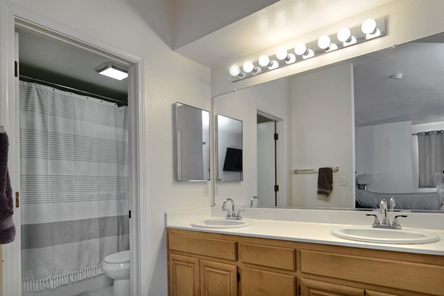 Detail Gallery Image 19 of 25 For 1021 Chagall Way, San Jose,  CA 95138 - 1 Beds | 1/1 Baths