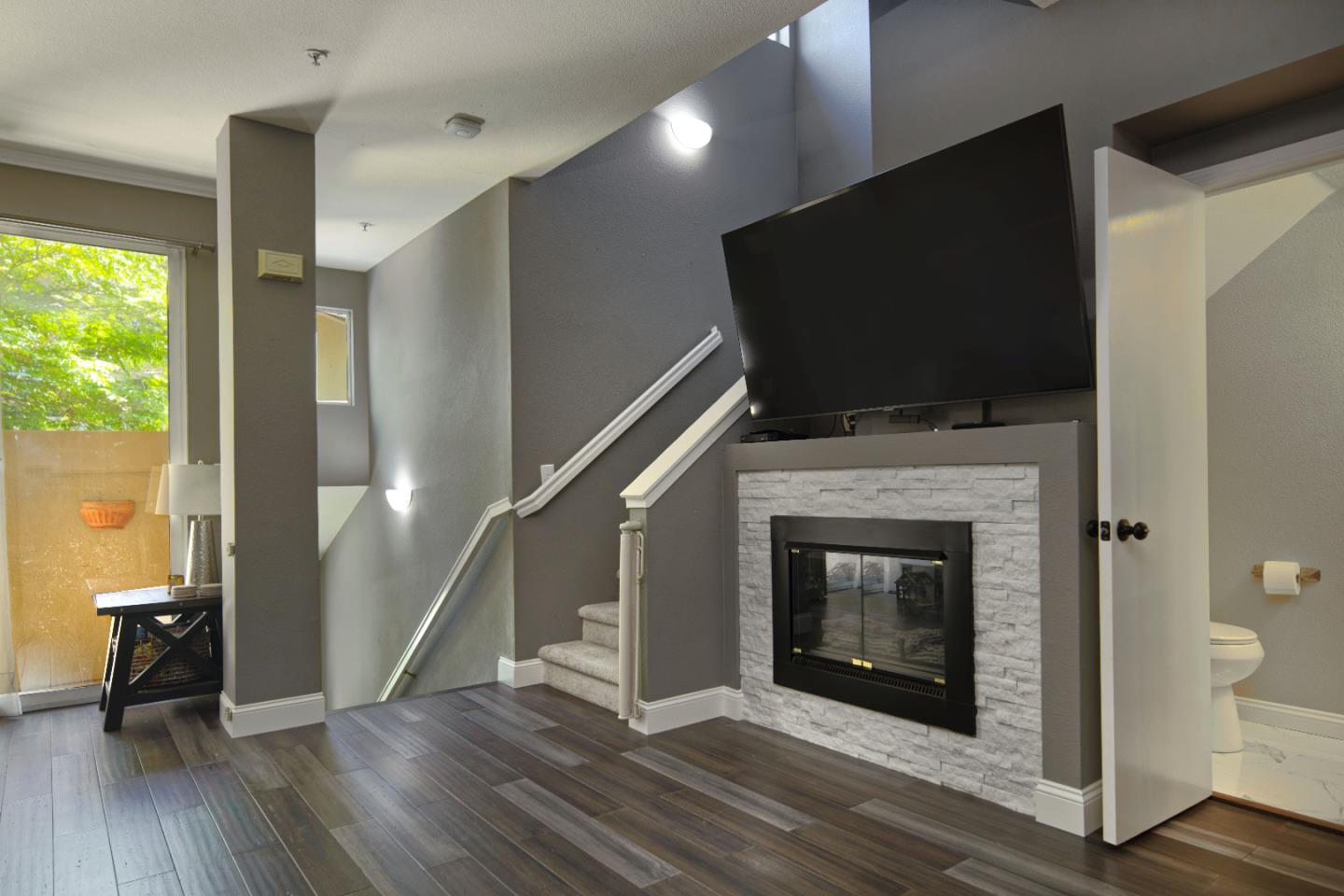 Detail Gallery Image 4 of 25 For 1021 Chagall Way, San Jose,  CA 95138 - 1 Beds | 1/1 Baths