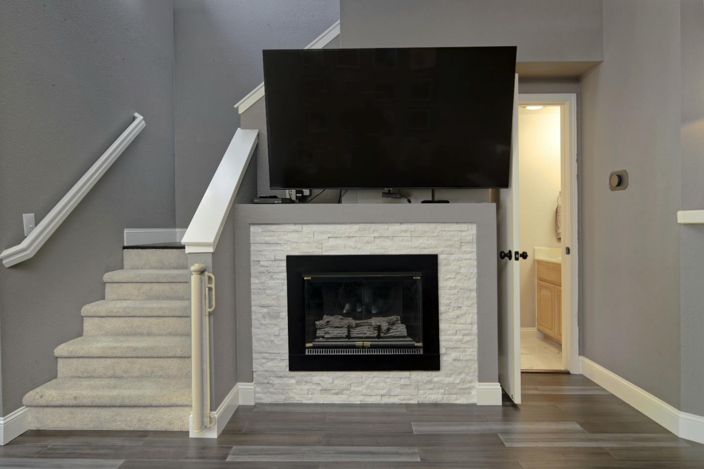 Detail Gallery Image 6 of 25 For 1021 Chagall Way, San Jose,  CA 95138 - 1 Beds | 1/1 Baths
