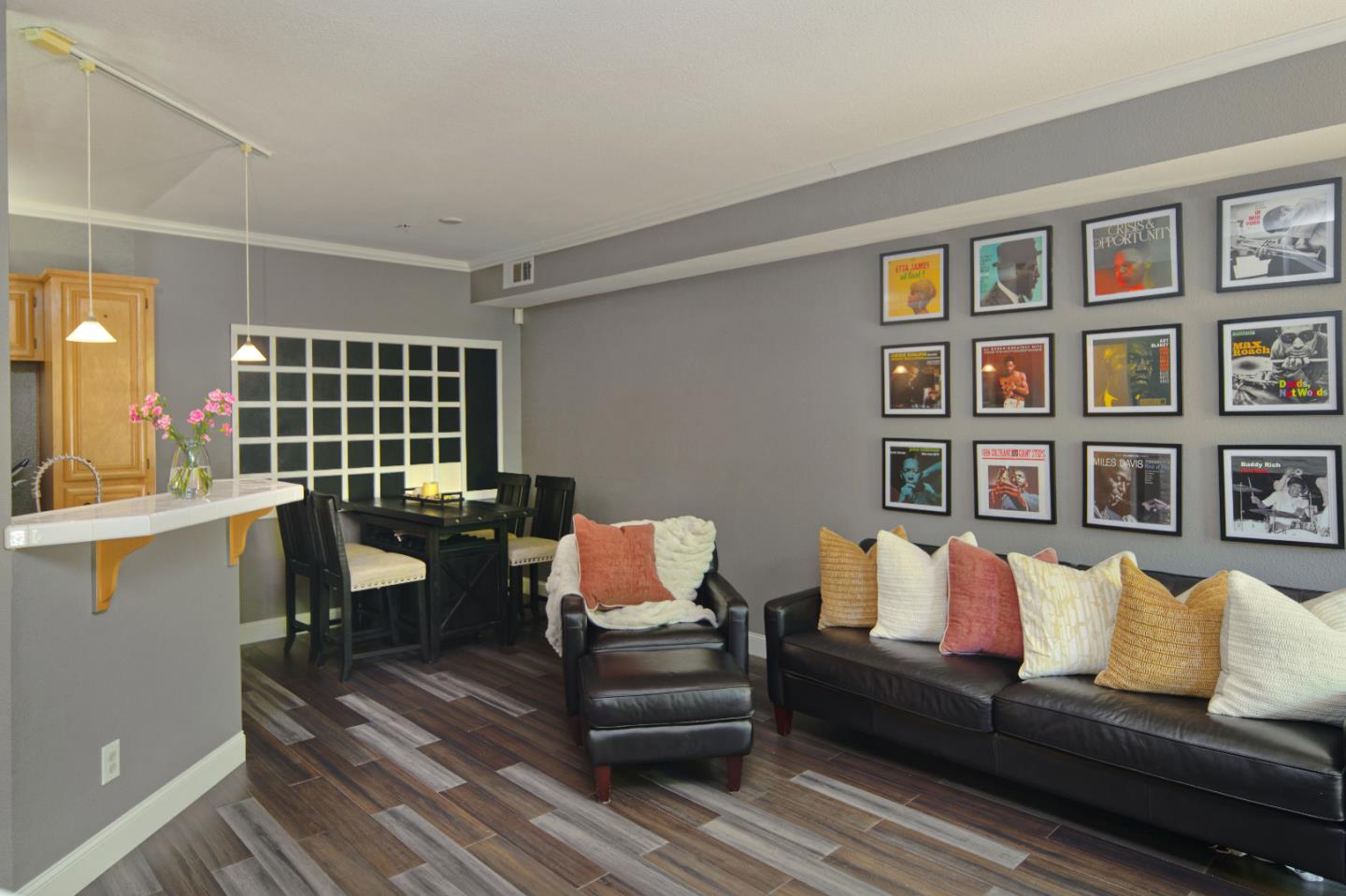 Detail Gallery Image 8 of 25 For 1021 Chagall Way, San Jose,  CA 95138 - 1 Beds | 1/1 Baths