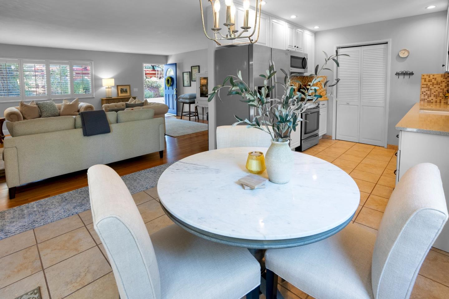 Detail Gallery Image 11 of 29 For 455 San Bernabe Dr, Monterey,  CA 93940 - 3 Beds | 2 Baths