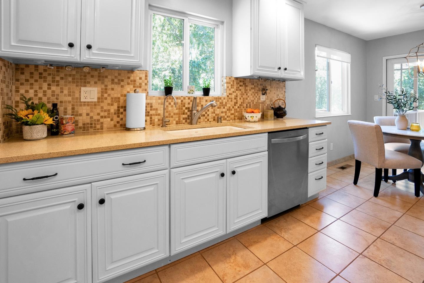 Detail Gallery Image 16 of 29 For 455 San Bernabe Dr, Monterey,  CA 93940 - 3 Beds | 2 Baths