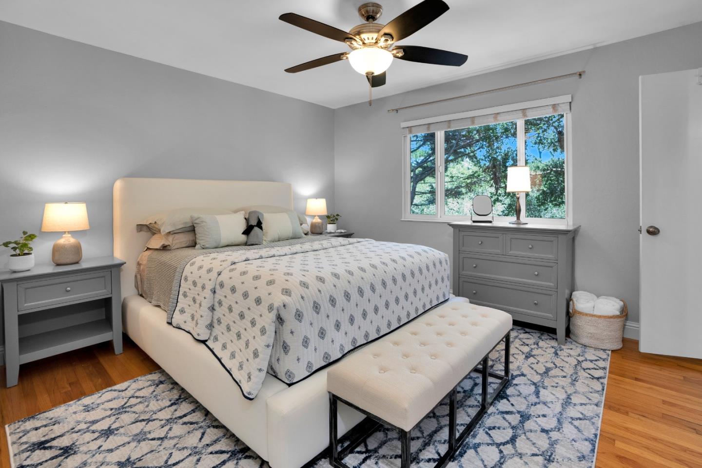 Detail Gallery Image 17 of 29 For 455 San Bernabe Dr, Monterey,  CA 93940 - 3 Beds | 2 Baths