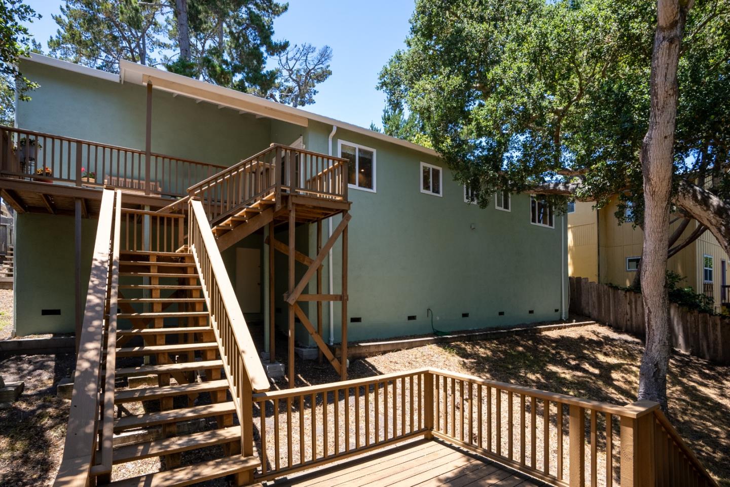 Detail Gallery Image 27 of 29 For 455 San Bernabe Dr, Monterey,  CA 93940 - 3 Beds | 2 Baths