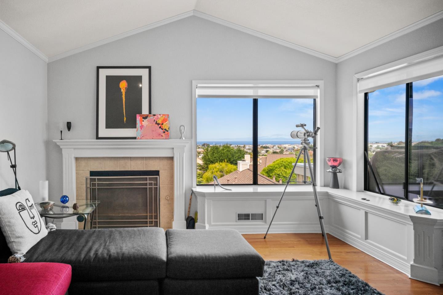 Detail Gallery Image 15 of 40 For 1051 Highlander Dr, Seaside,  CA 93955 - 2 Beds | 2/1 Baths