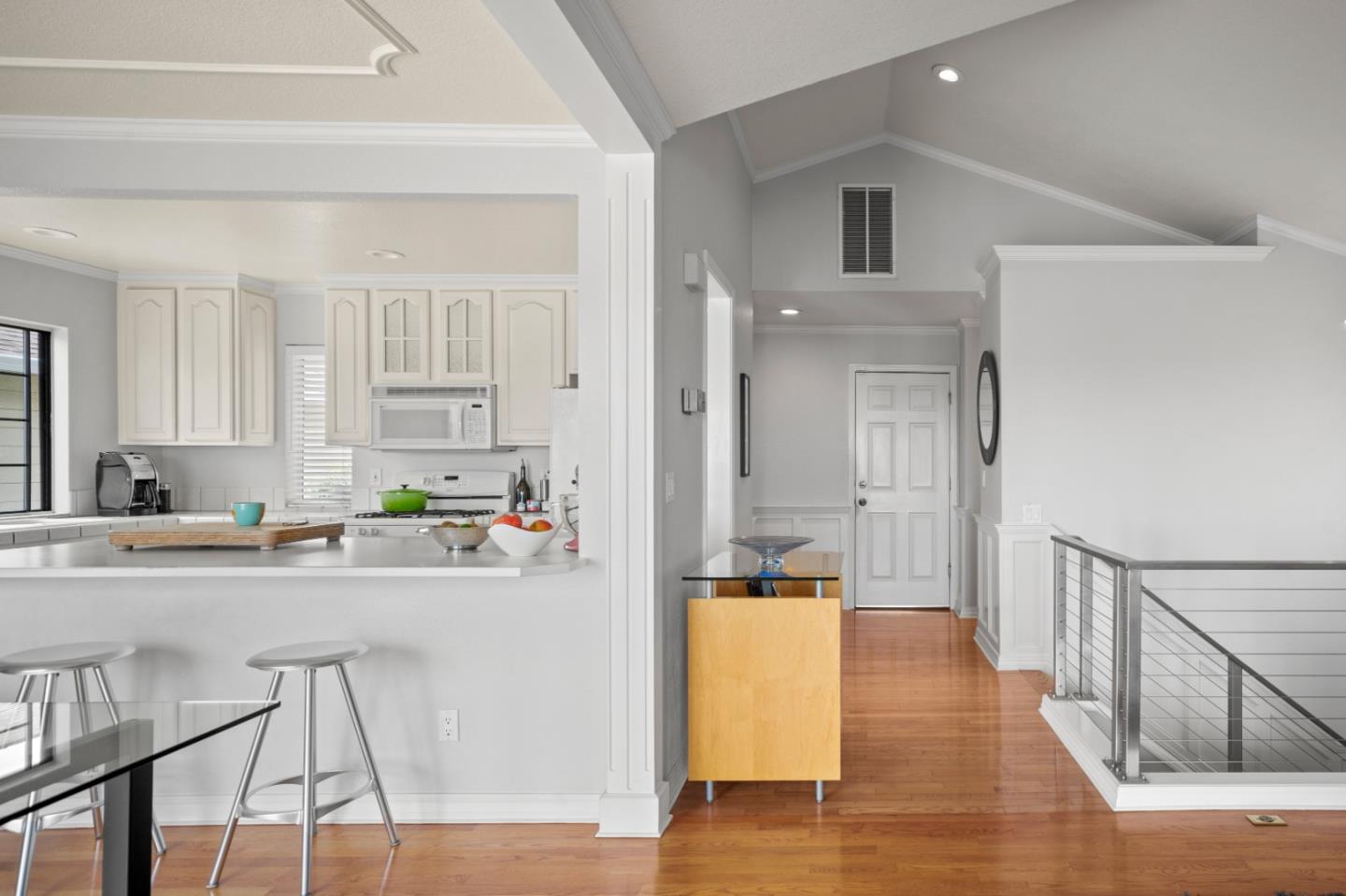 Detail Gallery Image 20 of 40 For 1051 Highlander Dr, Seaside,  CA 93955 - 2 Beds | 2/1 Baths