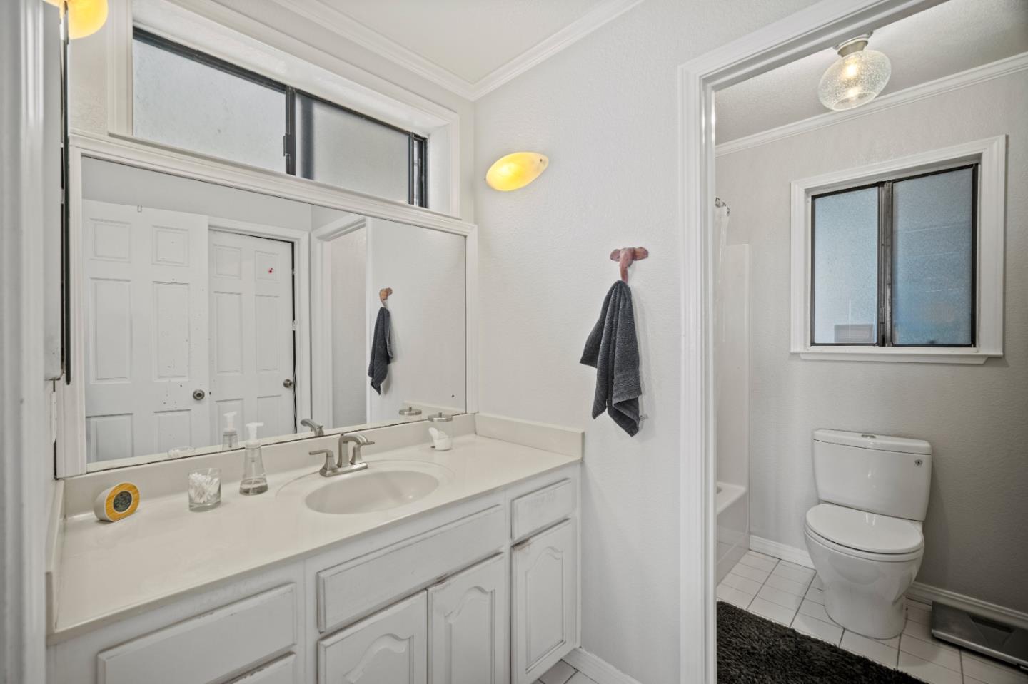Detail Gallery Image 33 of 40 For 1051 Highlander Dr, Seaside,  CA 93955 - 2 Beds | 2/1 Baths