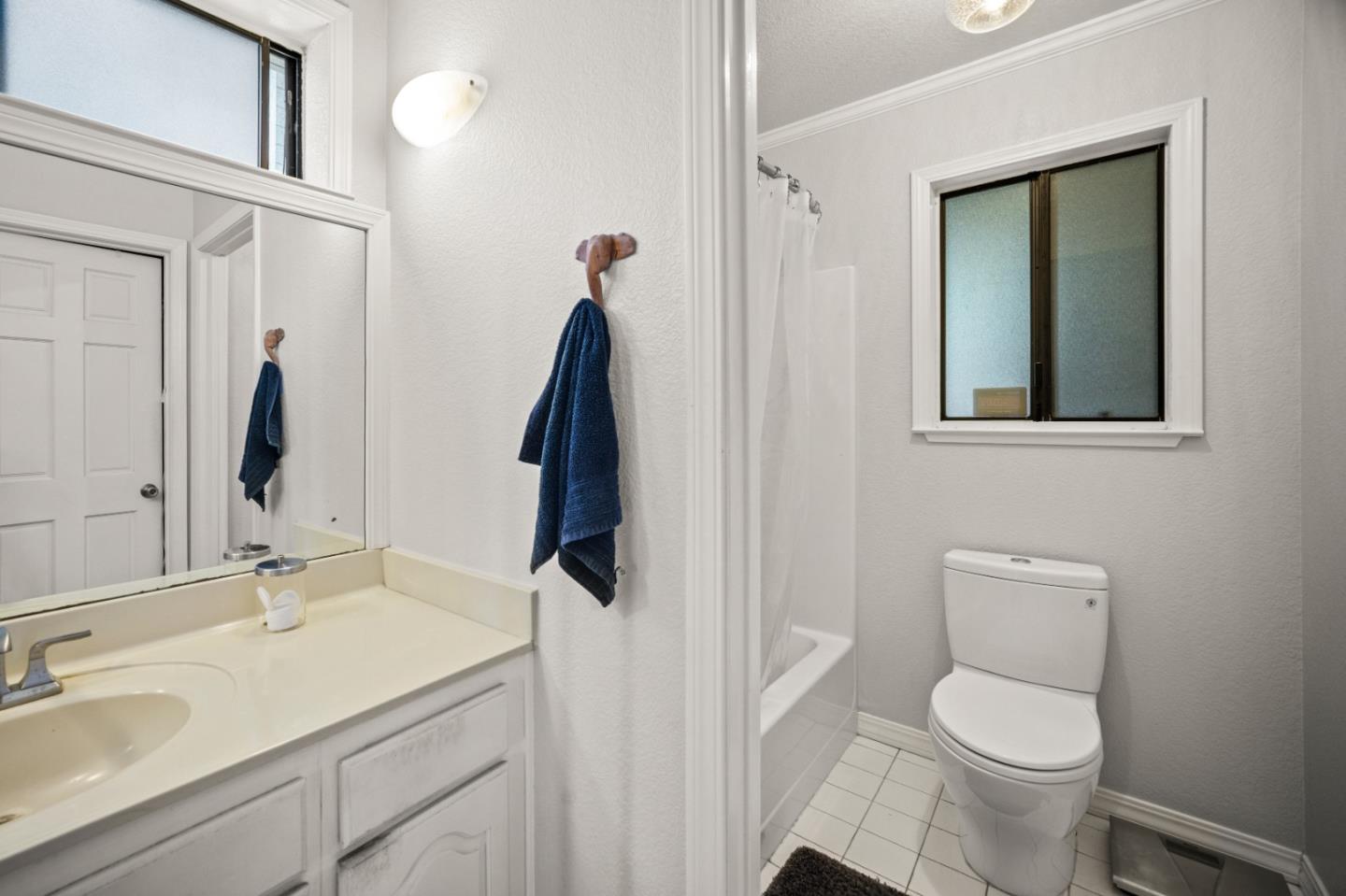 Detail Gallery Image 34 of 40 For 1051 Highlander Dr, Seaside,  CA 93955 - 2 Beds | 2/1 Baths