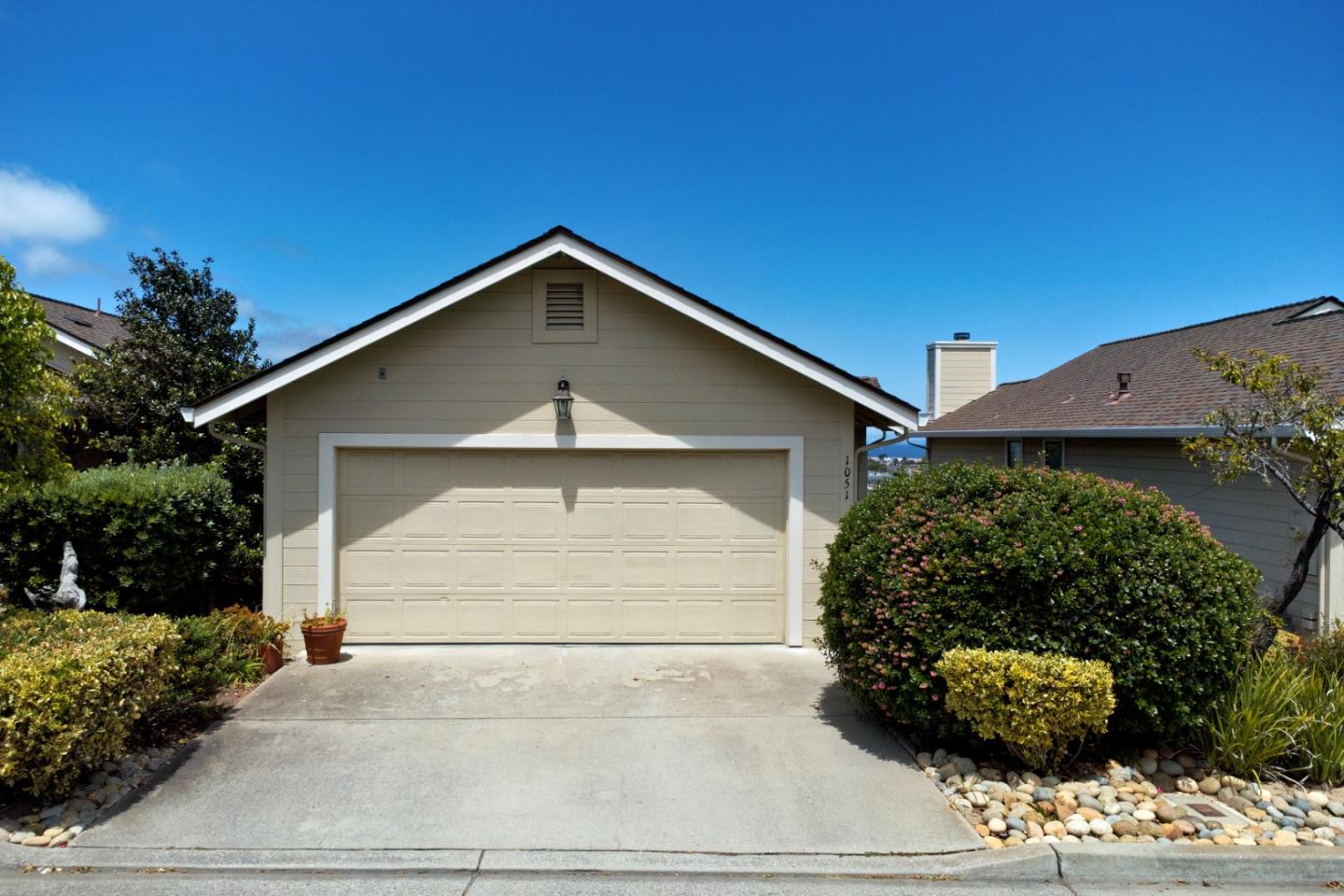 Detail Gallery Image 35 of 40 For 1051 Highlander Dr, Seaside,  CA 93955 - 2 Beds | 2/1 Baths