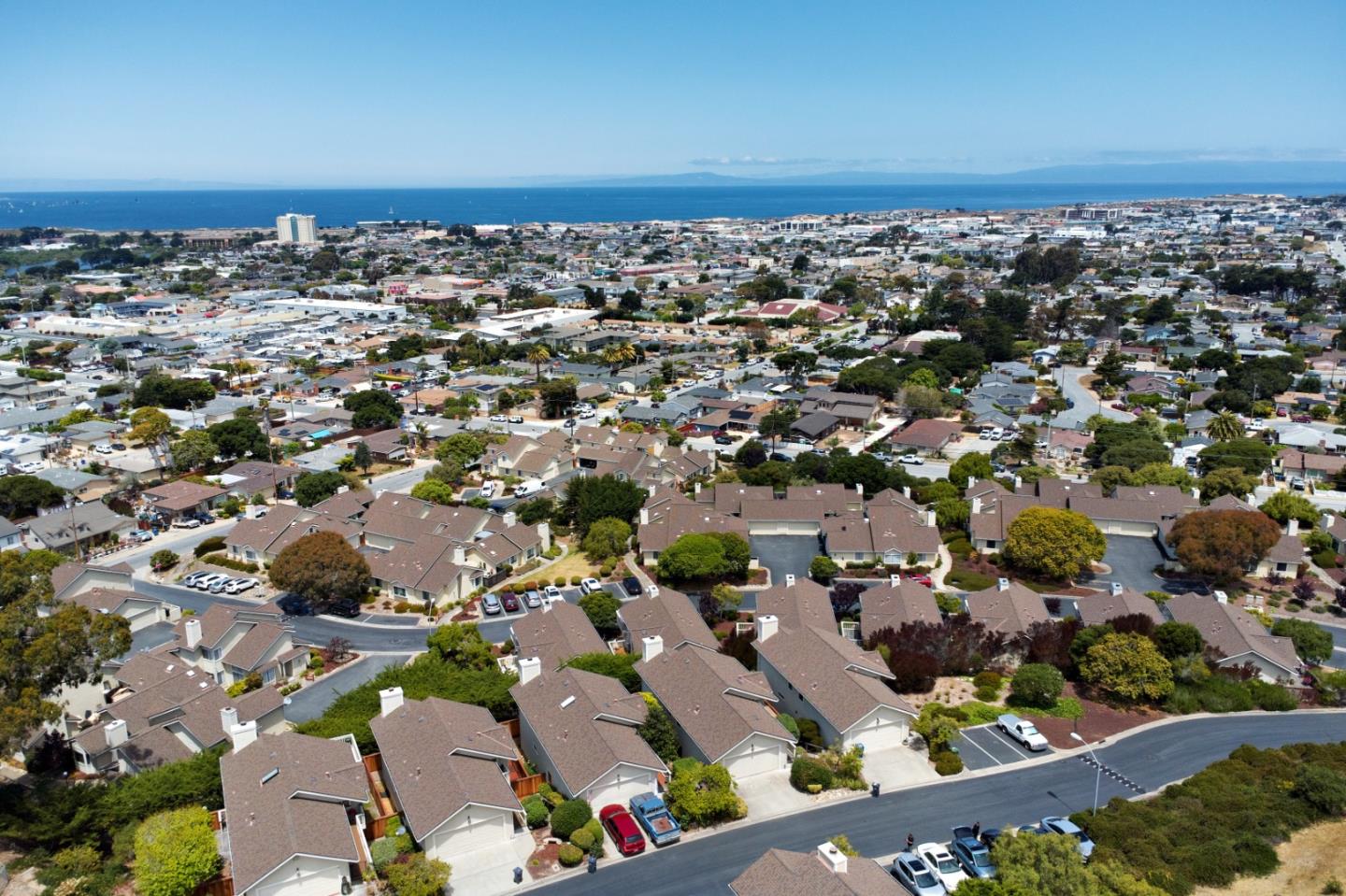 Detail Gallery Image 37 of 40 For 1051 Highlander Dr, Seaside,  CA 93955 - 2 Beds | 2/1 Baths