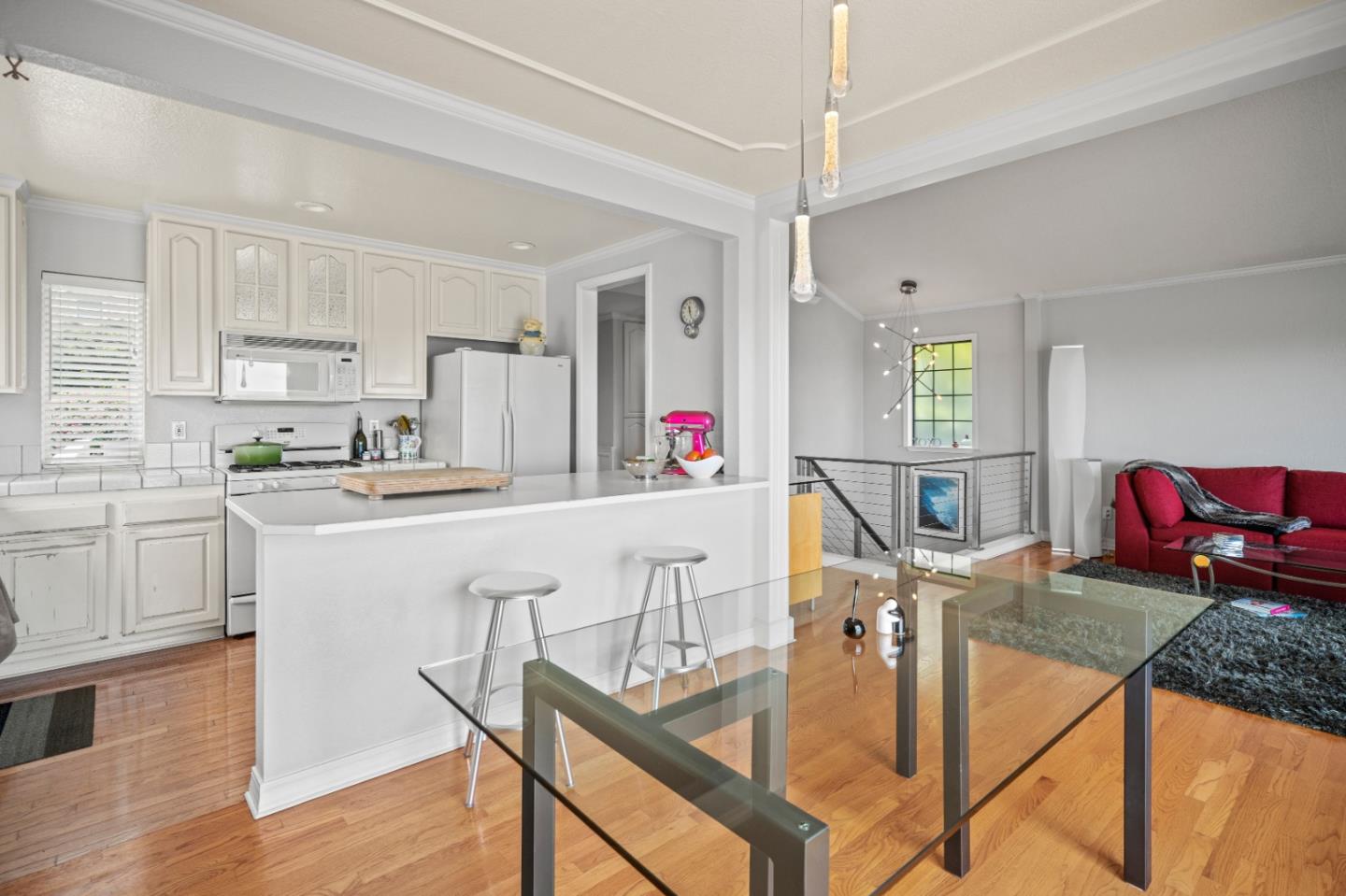 Detail Gallery Image 5 of 40 For 1051 Highlander Dr, Seaside,  CA 93955 - 2 Beds | 2/1 Baths