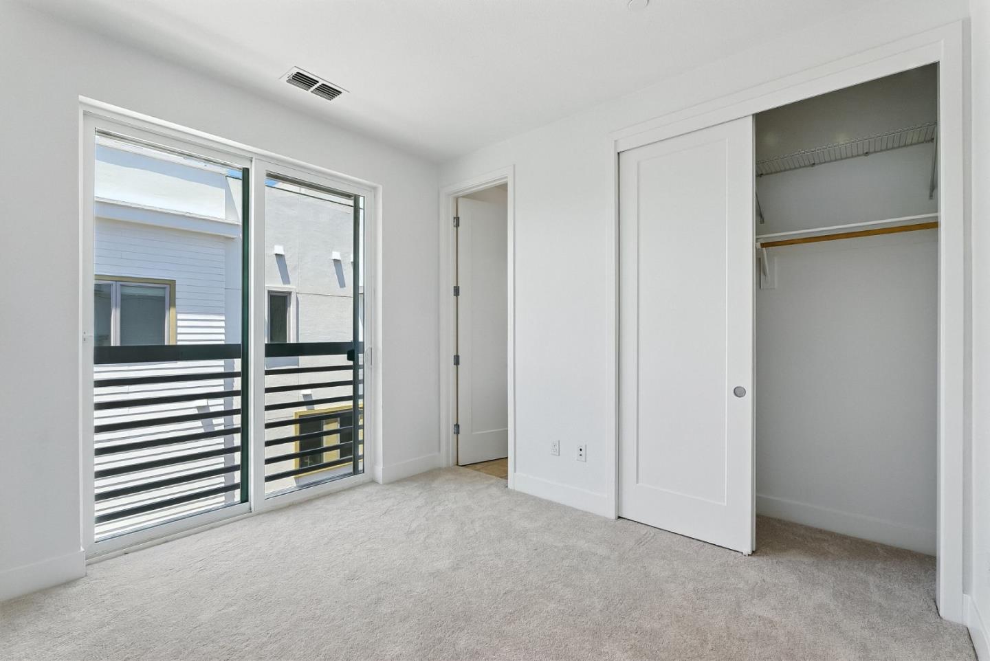 Detail Gallery Image 20 of 30 For 7997 Regional Cmn, Dublin,  CA 94568 - 2 Beds | 2/1 Baths