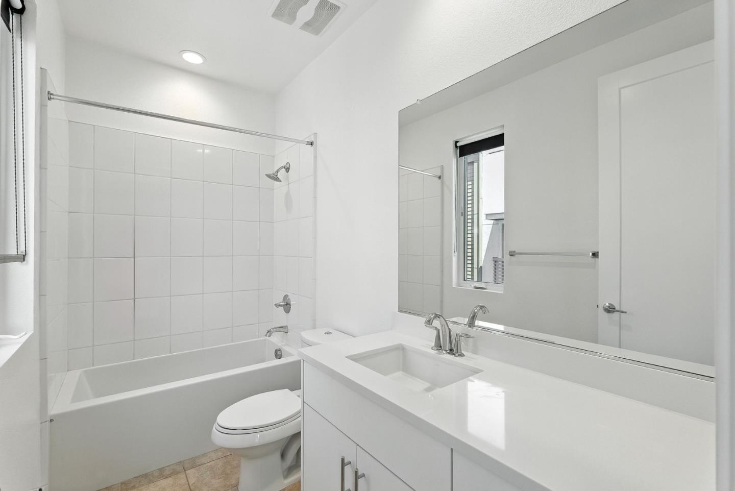 Detail Gallery Image 21 of 30 For 7997 Regional Cmn, Dublin,  CA 94568 - 2 Beds | 2/1 Baths