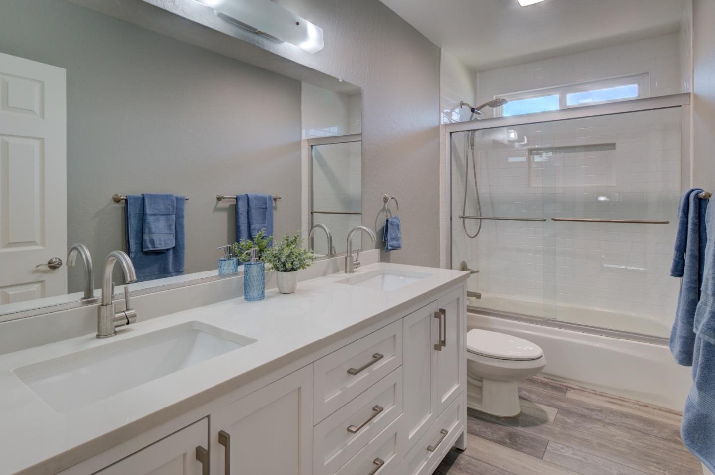 Detail Gallery Image 27 of 39 For 15120 Venetian Way, Morgan Hill,  CA 95037 - 4 Beds | 3 Baths