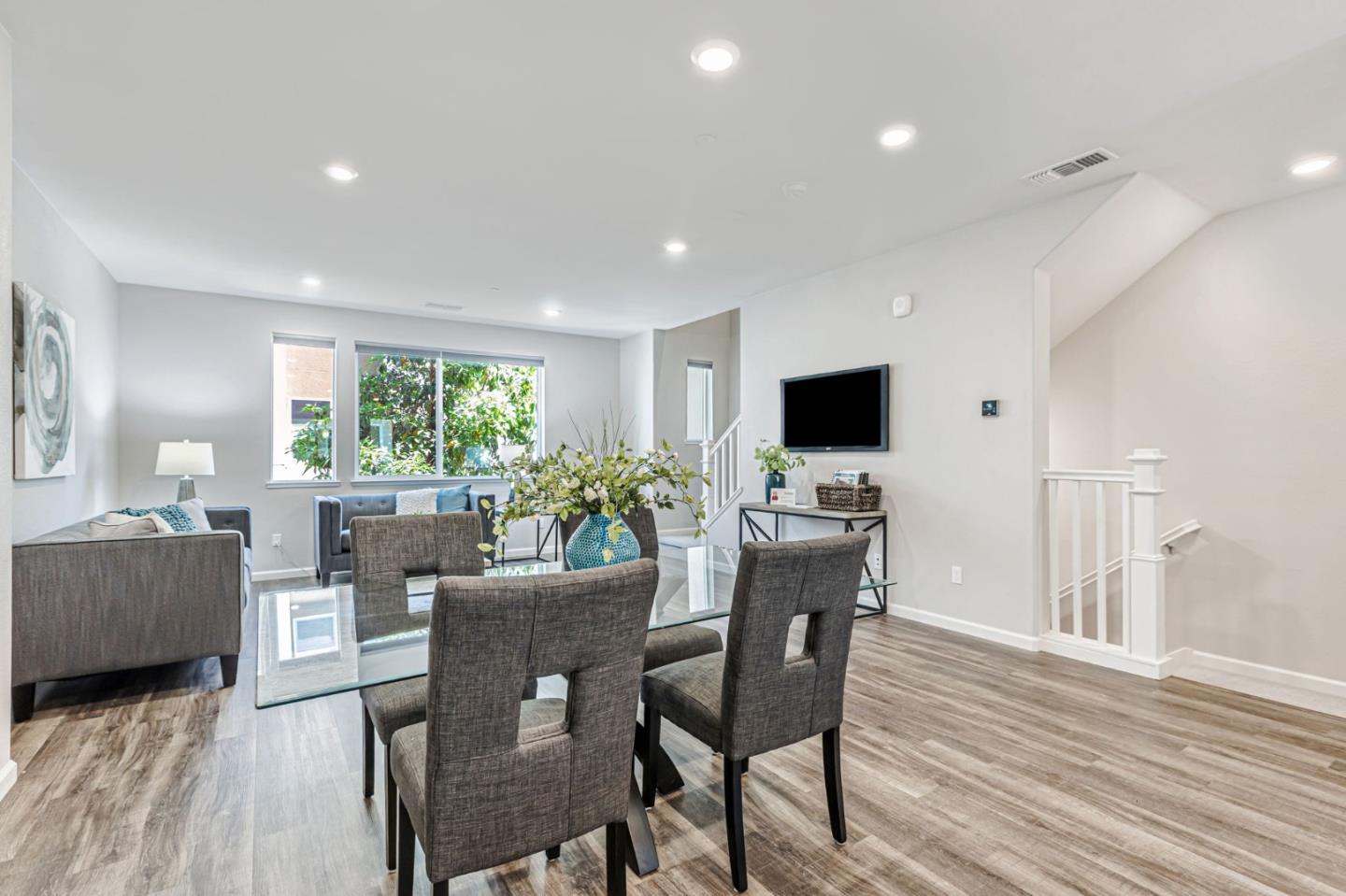 Detail Gallery Image 14 of 46 For 1290 Milkweed St, Milpitas,  CA 95035 - 3 Beds | 3/1 Baths