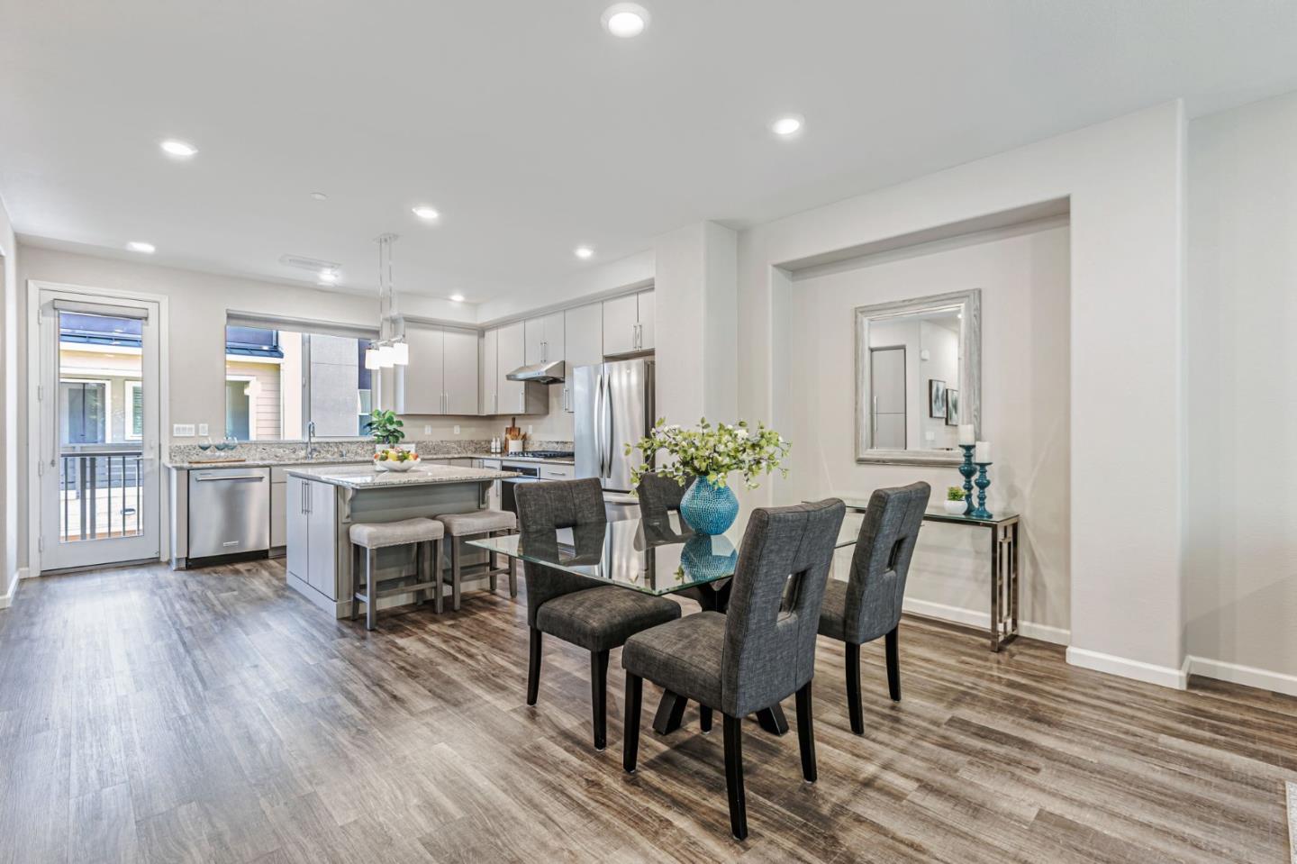 Detail Gallery Image 15 of 46 For 1290 Milkweed St, Milpitas,  CA 95035 - 3 Beds | 3/1 Baths