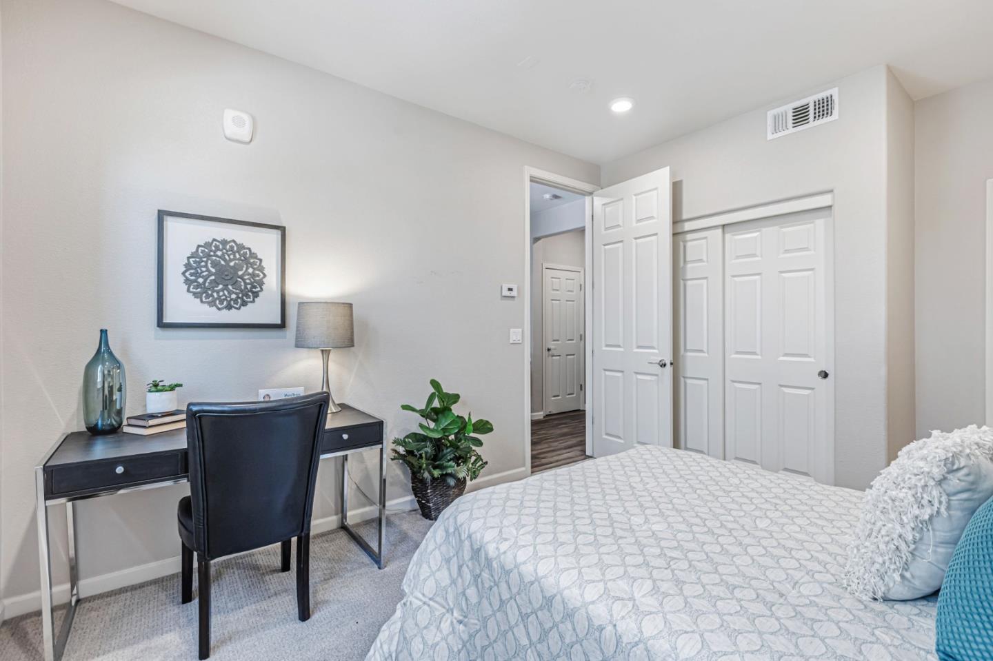 Detail Gallery Image 17 of 46 For 1290 Milkweed St, Milpitas,  CA 95035 - 3 Beds | 3/1 Baths