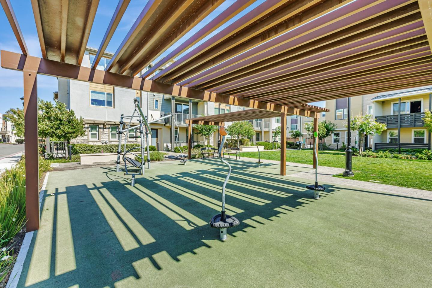 Detail Gallery Image 37 of 46 For 1290 Milkweed St, Milpitas,  CA 95035 - 3 Beds | 3/1 Baths