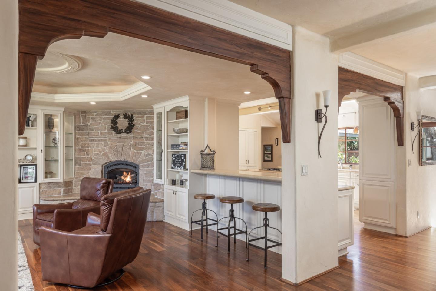 Detail Gallery Image 8 of 29 For 3093 Hacienda Dr, Pebble Beach,  CA 93953 - 4 Beds | 3 Baths