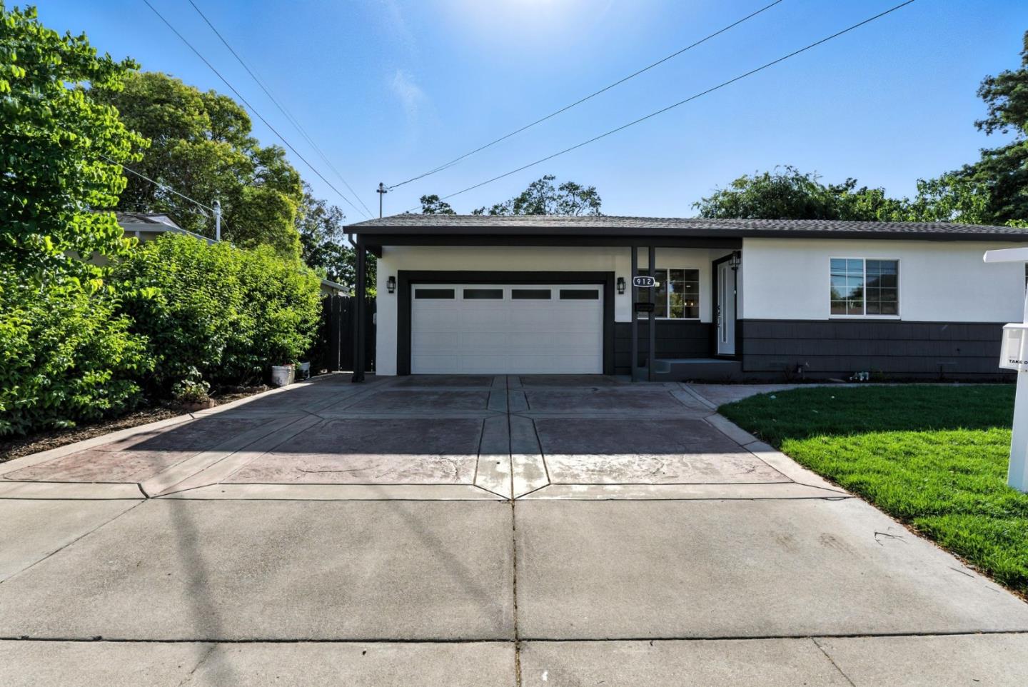 Detail Gallery Image 2 of 46 For 912 Ruth Dr, Pleasant Hill,  CA 94523 - 4 Beds | 2 Baths