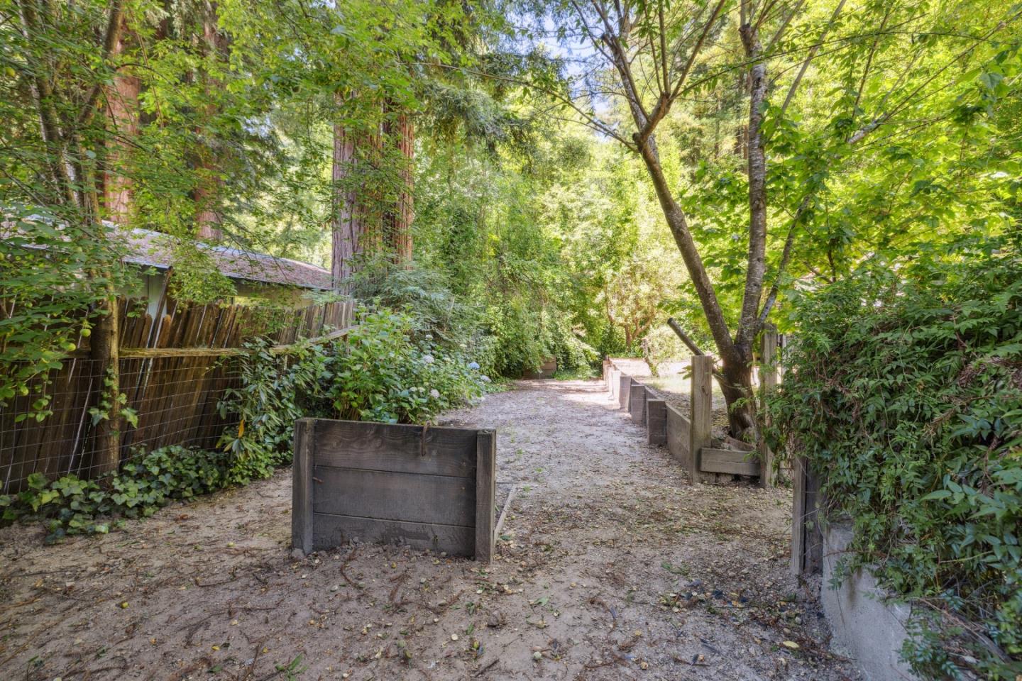 Detail Gallery Image 36 of 54 For 155 Teilh Dr, Boulder Creek,  CA 95006 - 3 Beds | 2 Baths