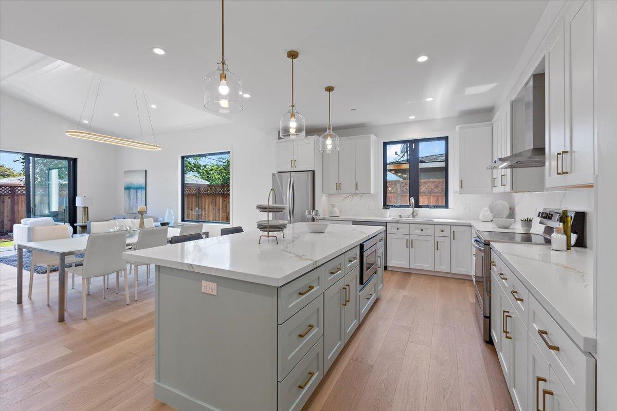 Detail Gallery Image 12 of 64 For 2572 Borax Dr, Santa Clara,  CA 95051 - 5 Beds | 4 Baths