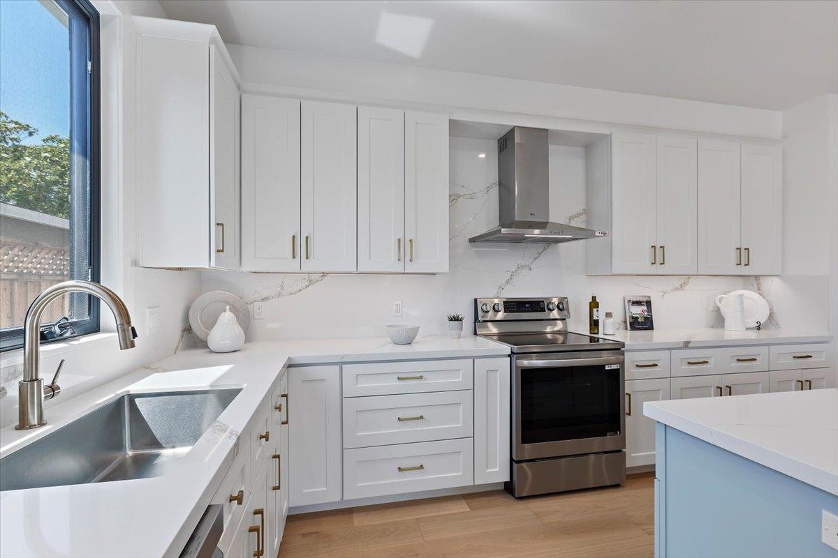 Detail Gallery Image 16 of 64 For 2572 Borax Dr, Santa Clara,  CA 95051 - 5 Beds | 4 Baths