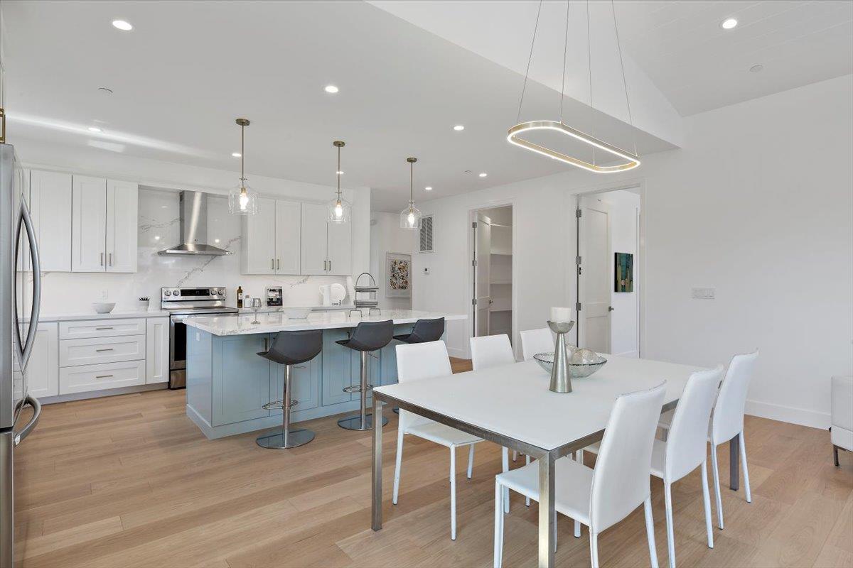 Detail Gallery Image 2 of 64 For 2572 Borax Dr, Santa Clara,  CA 95051 - 5 Beds | 4 Baths
