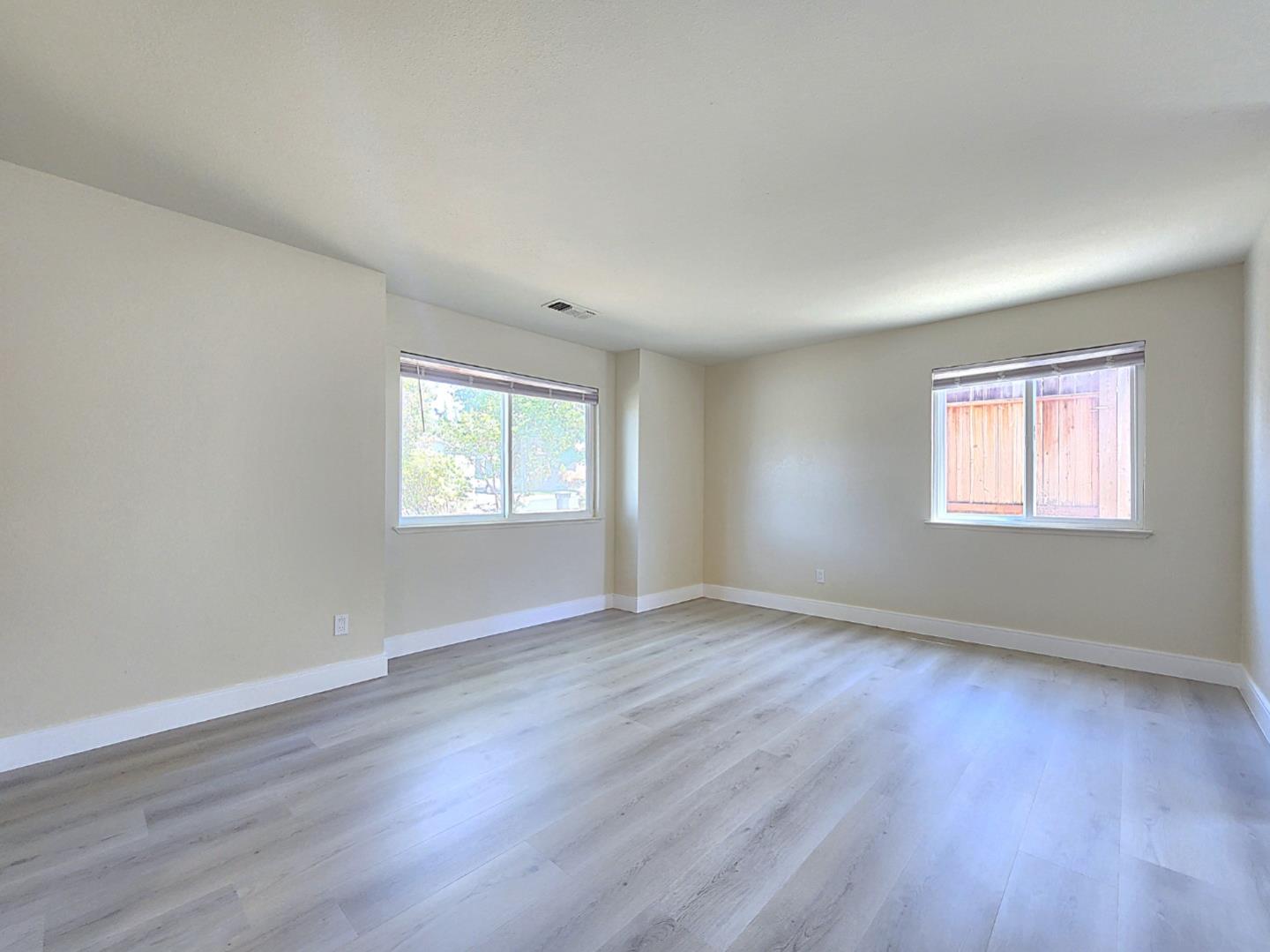 Detail Gallery Image 15 of 46 For 2160 Clipper Ship Dr, Fairfield,  CA 94534 - 4 Beds | 2/1 Baths