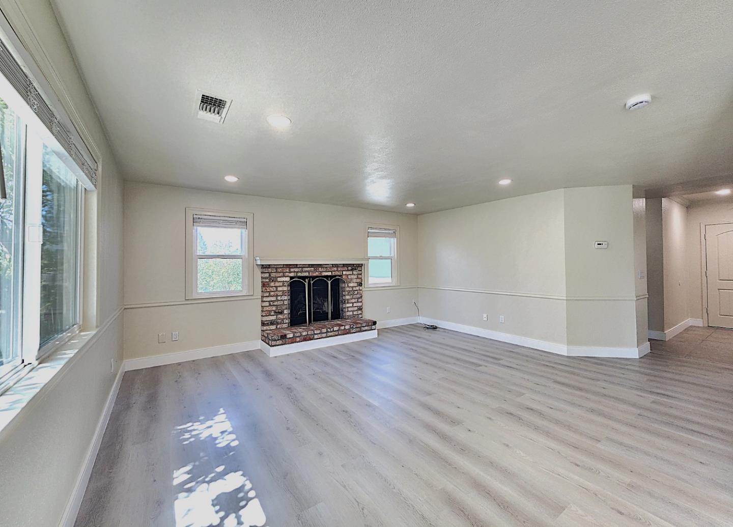 Detail Gallery Image 21 of 46 For 2160 Clipper Ship Dr, Fairfield,  CA 94534 - 4 Beds | 2/1 Baths
