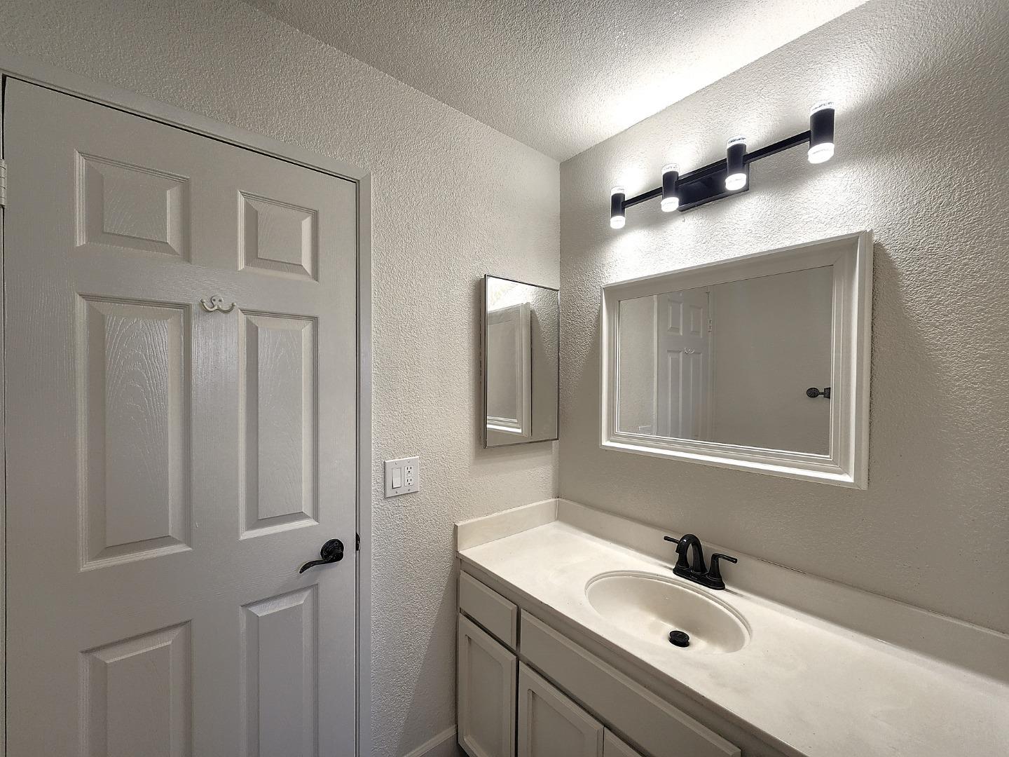 Detail Gallery Image 35 of 46 For 2160 Clipper Ship Dr, Fairfield,  CA 94534 - 4 Beds | 2/1 Baths