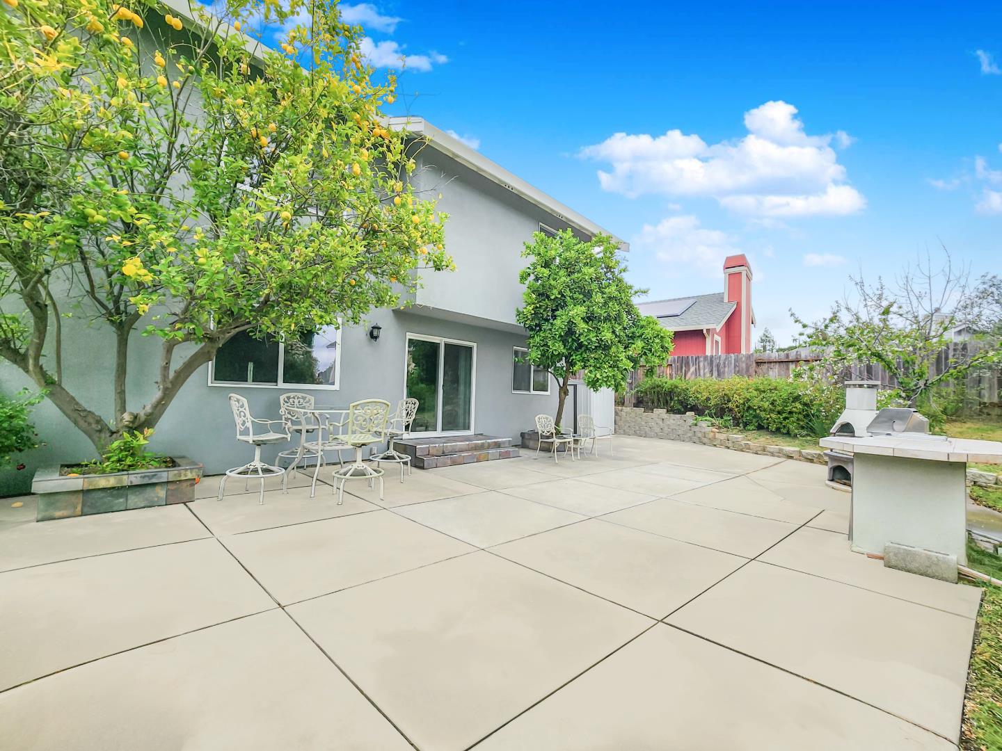 Detail Gallery Image 40 of 46 For 2160 Clipper Ship Dr, Fairfield,  CA 94534 - 4 Beds | 2/1 Baths