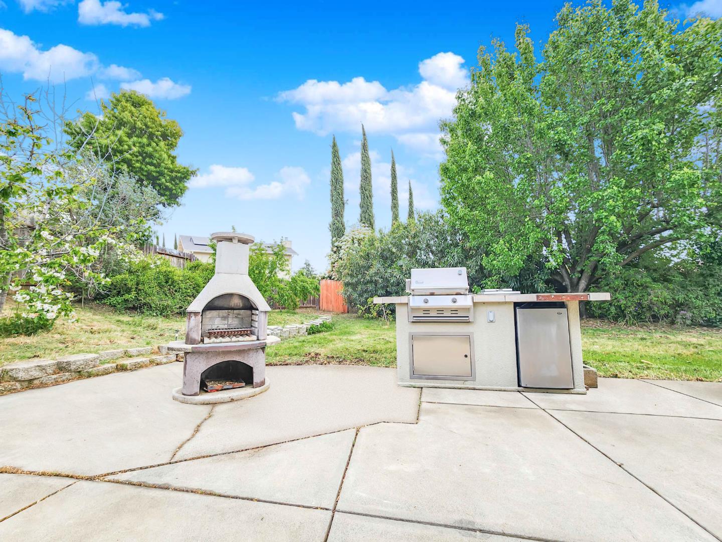 Detail Gallery Image 42 of 46 For 2160 Clipper Ship Dr, Fairfield,  CA 94534 - 4 Beds | 2/1 Baths
