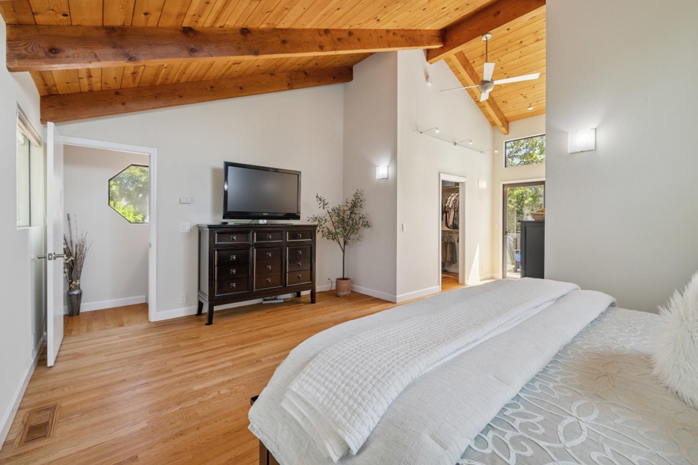 Detail Gallery Image 21 of 58 For 110 Kirkorian Ct, Scotts Valley,  CA 95066 - 3 Beds | 2 Baths