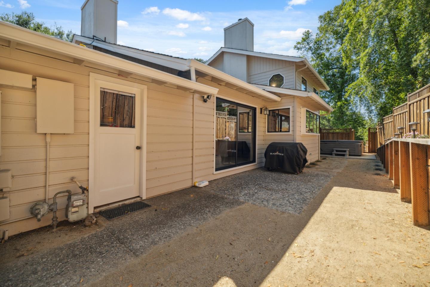 Detail Gallery Image 30 of 58 For 110 Kirkorian Ct, Scotts Valley,  CA 95066 - 3 Beds | 2 Baths