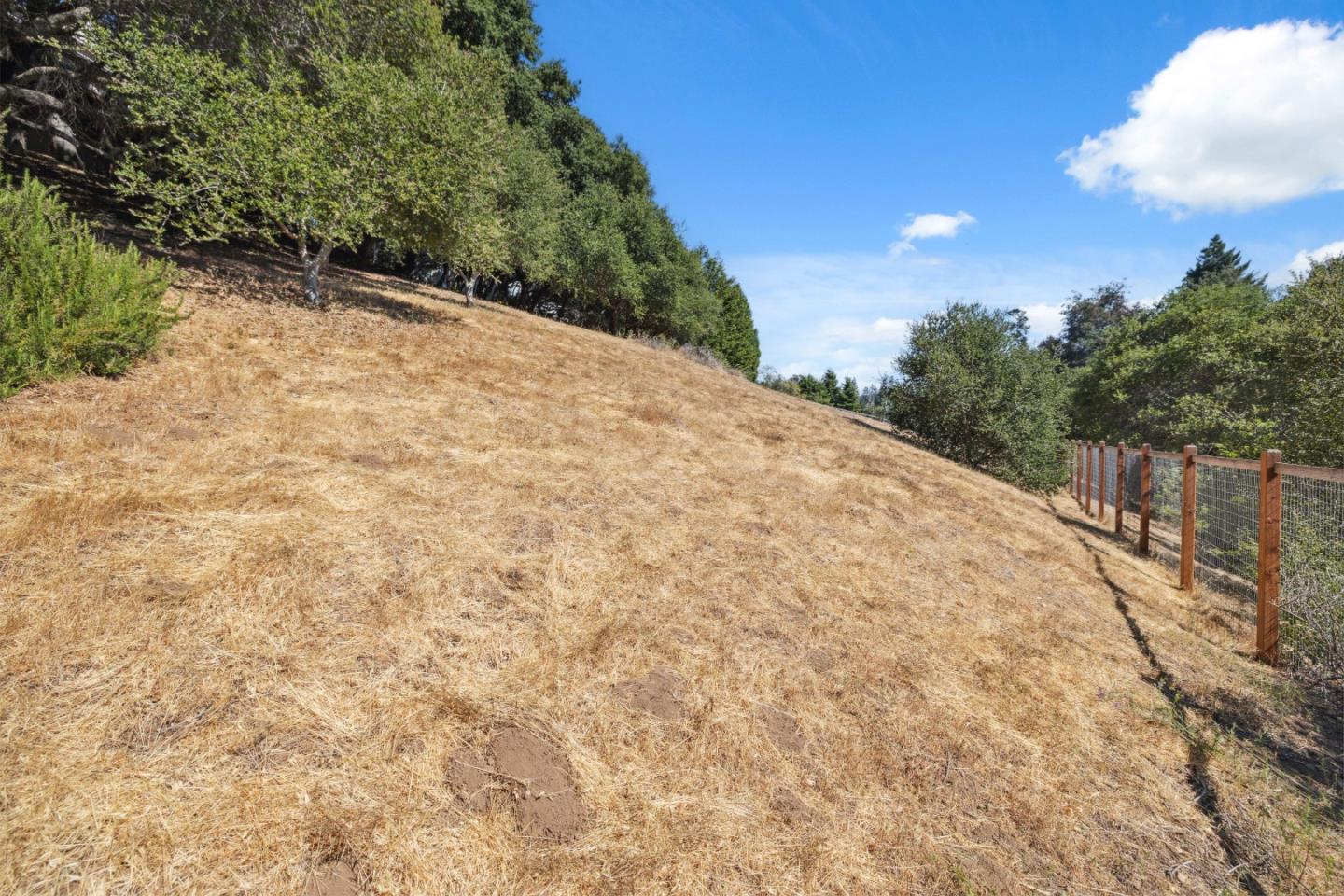 Detail Gallery Image 33 of 58 For 110 Kirkorian Ct, Scotts Valley,  CA 95066 - 3 Beds | 2 Baths