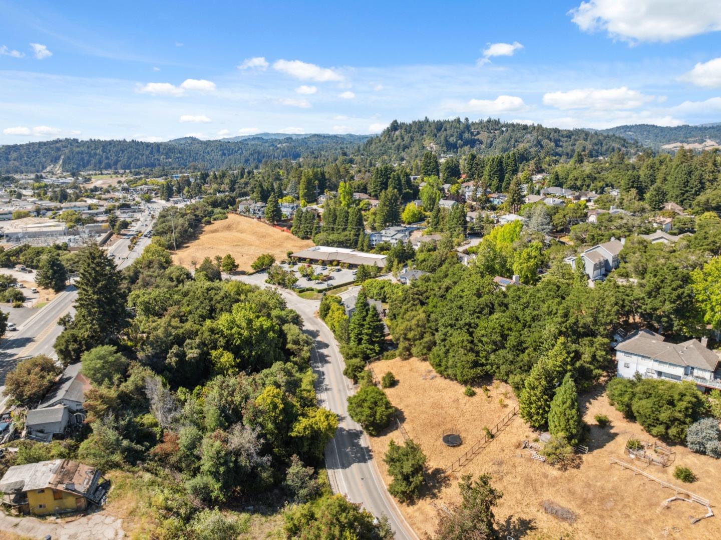 Detail Gallery Image 43 of 58 For 110 Kirkorian Ct, Scotts Valley,  CA 95066 - 3 Beds | 2 Baths