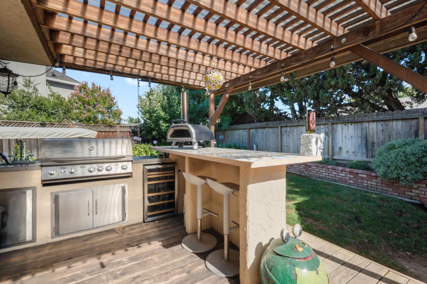 Detail Gallery Image 27 of 37 For 930 Hoesch Way, Gilroy,  CA 95020 - 5 Beds | 3 Baths