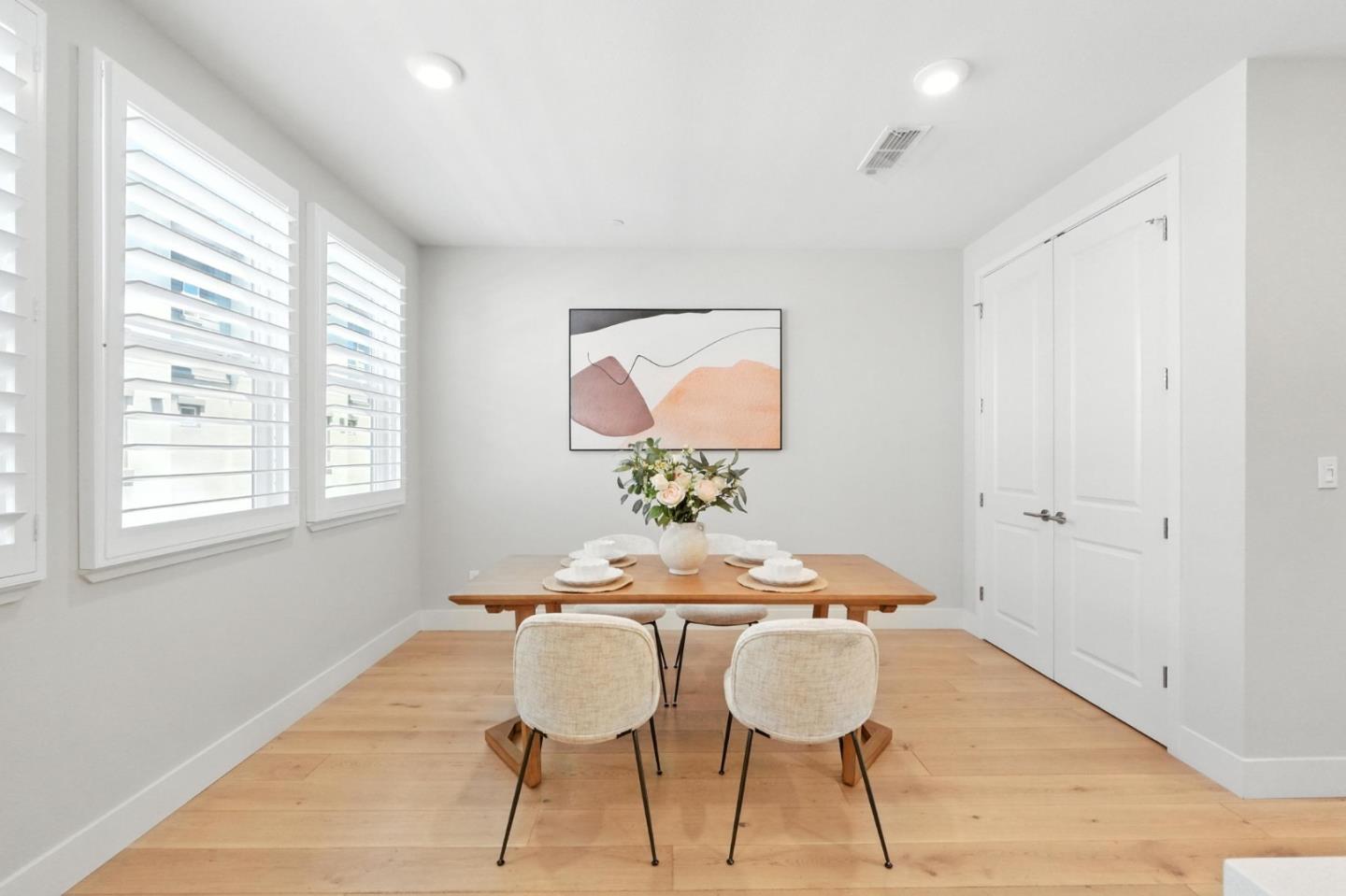 Detail Gallery Image 19 of 53 For 895 De Guigne Dr #2,  Sunnyvale,  CA 94085 - 4 Beds | 3/1 Baths