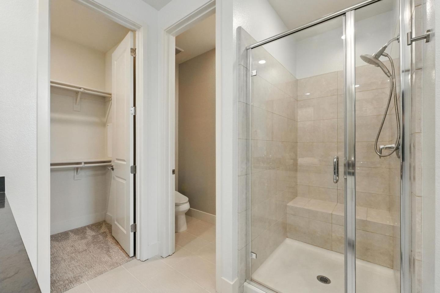 Detail Gallery Image 26 of 53 For 895 De Guigne Dr #2,  Sunnyvale,  CA 94085 - 4 Beds | 3/1 Baths