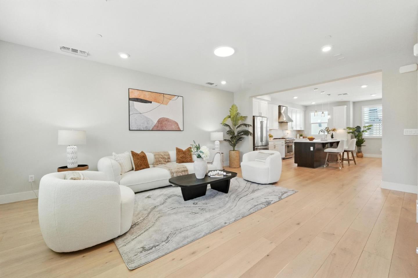 Detail Gallery Image 8 of 53 For 895 De Guigne Dr #2,  Sunnyvale,  CA 94085 - 4 Beds | 3/1 Baths