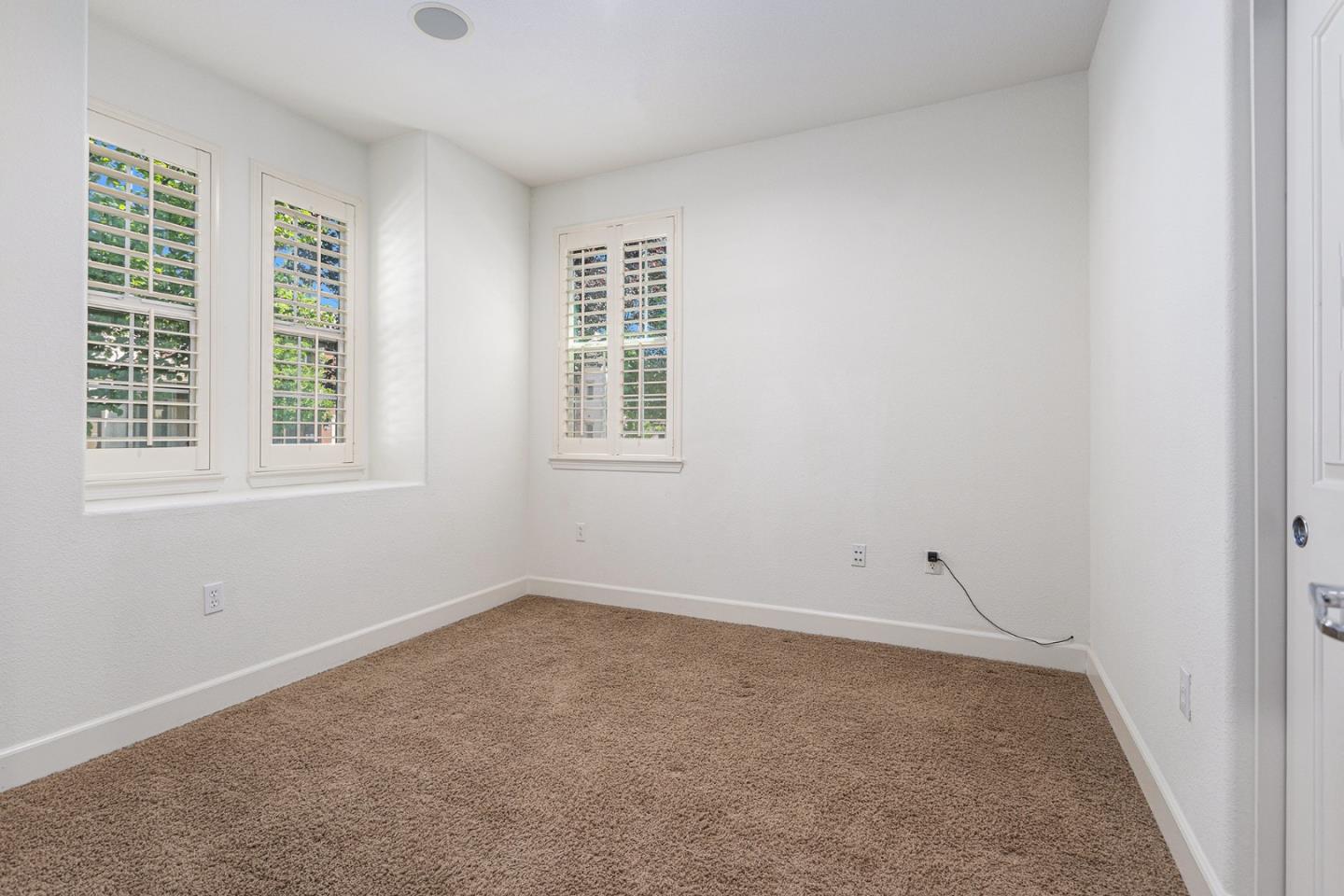 Detail Gallery Image 11 of 24 For 4970 Trescott Ct, Dublin,  CA 94568 - 5 Beds | 4 Baths